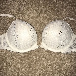 Victoria’s Secret Bombshell Bra